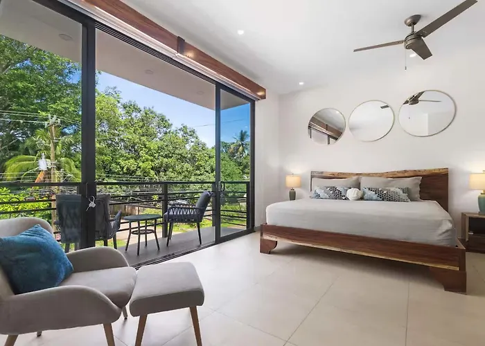 Chic Bohemian With A Private Swimming Pool And Stunning Outdoor Space Hébergement de vacances