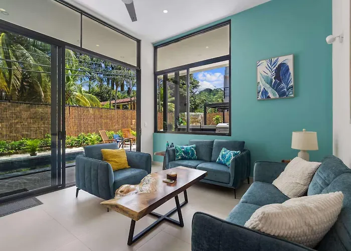 Chic Bohemian With A Private Swimming Pool And Stunning Outdoor Space Hébergement de vacances *